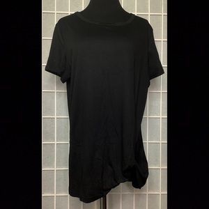 XXL black knotted short sleeve top. NWT